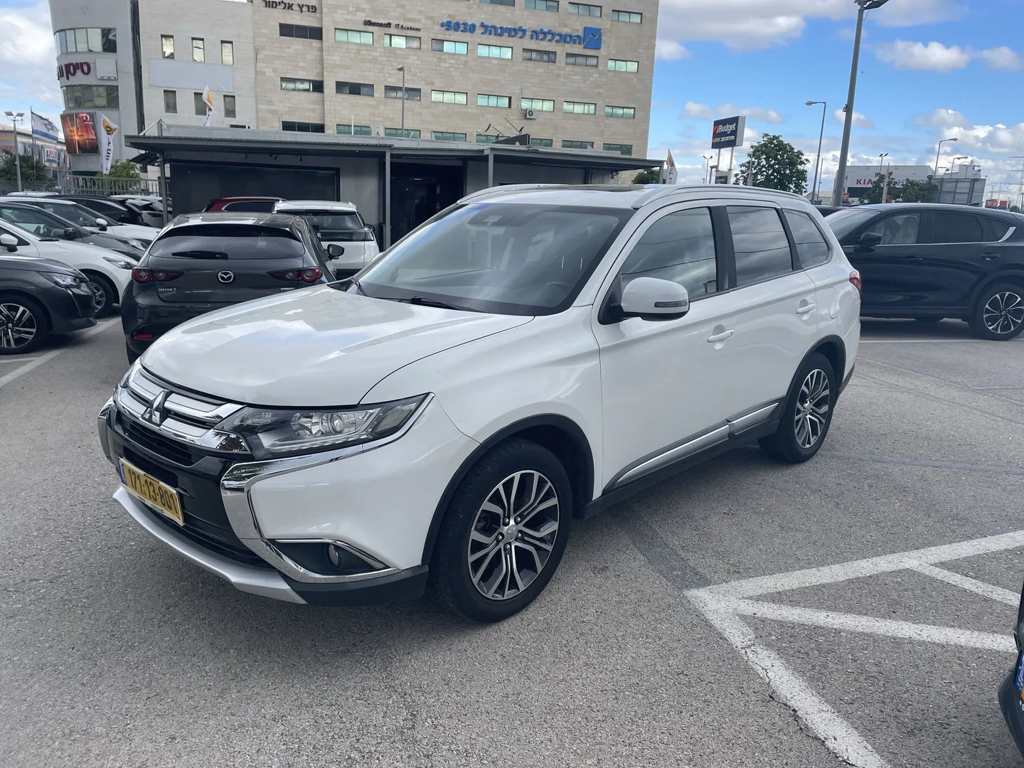 מיצובישי אאוטלנדר 2018