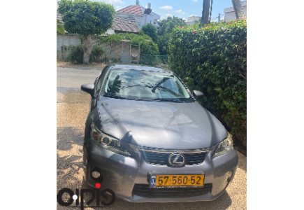 לקסוס CT200H 2013