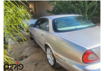 יגואר XJ6 2006