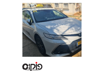טויוטה קאמרי 2024