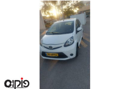 טויוטה אייגו 2013