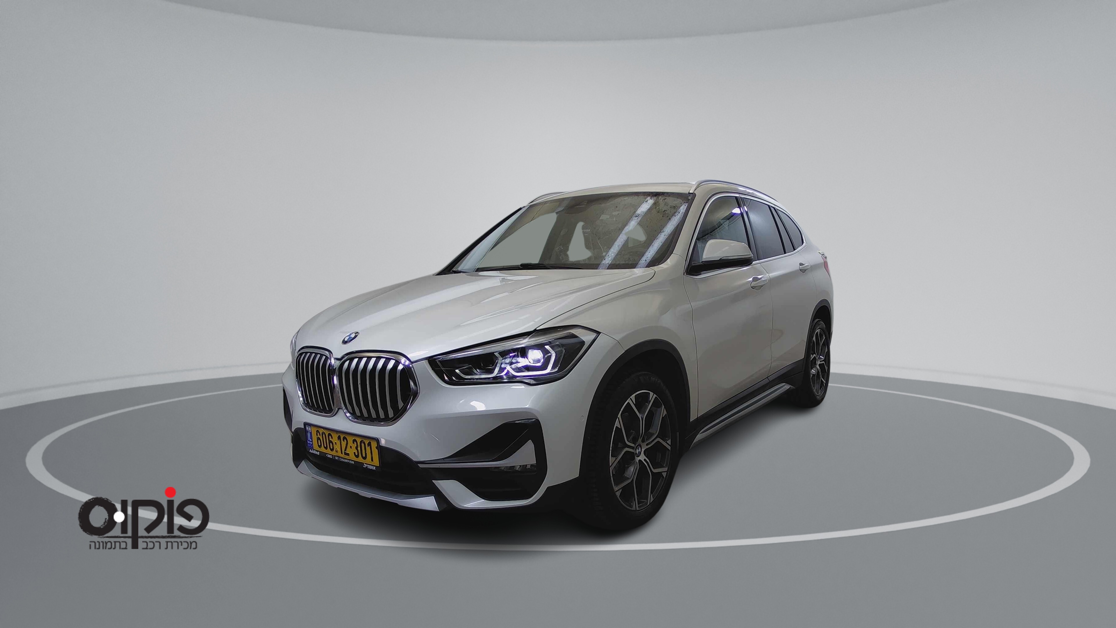 ב.מ.וו X1 2019