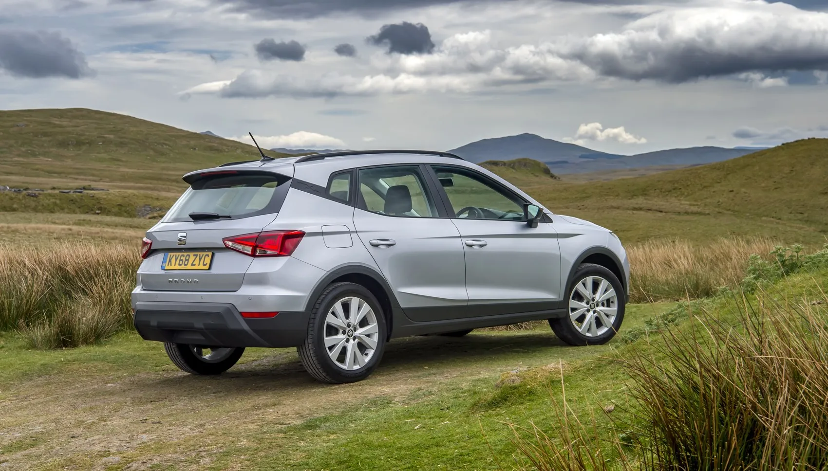 סיאט ארונה 2020