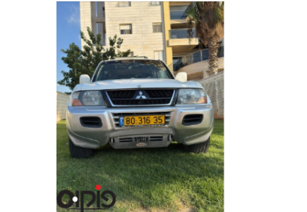 מיצובישי פג'רו 2002