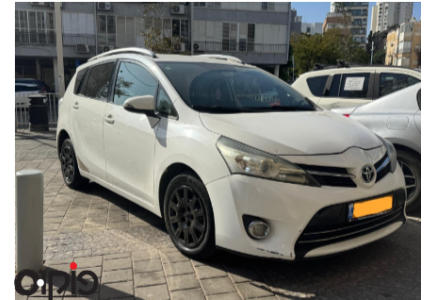 טויוטה ורסו 2017