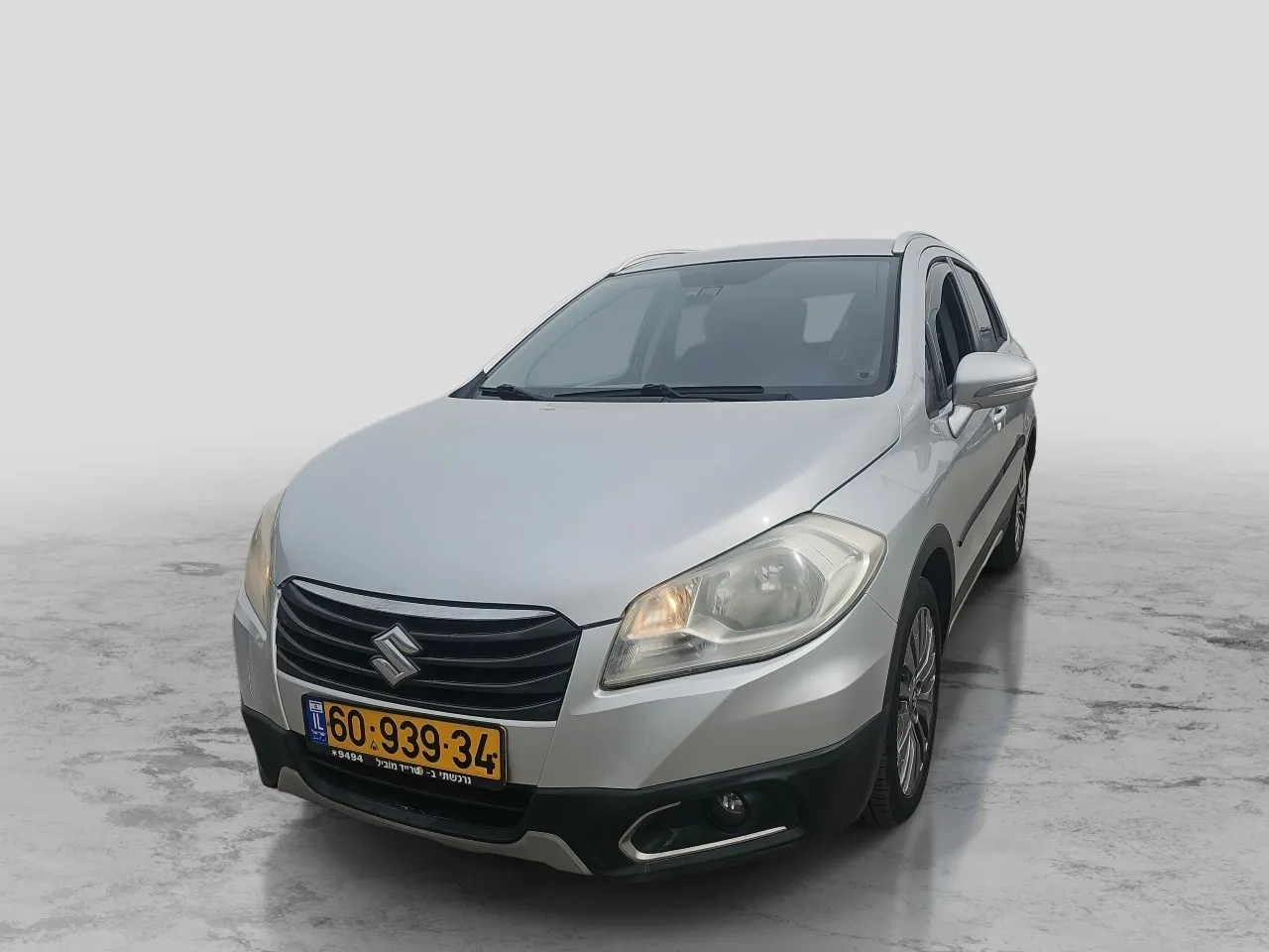 סוזוקי SX4 2015