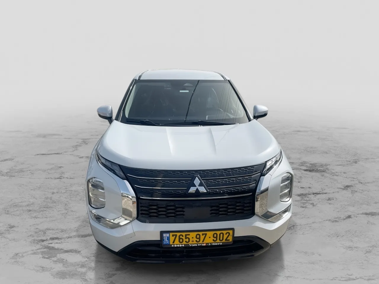 מיצובישי אאוטלנדר 2022