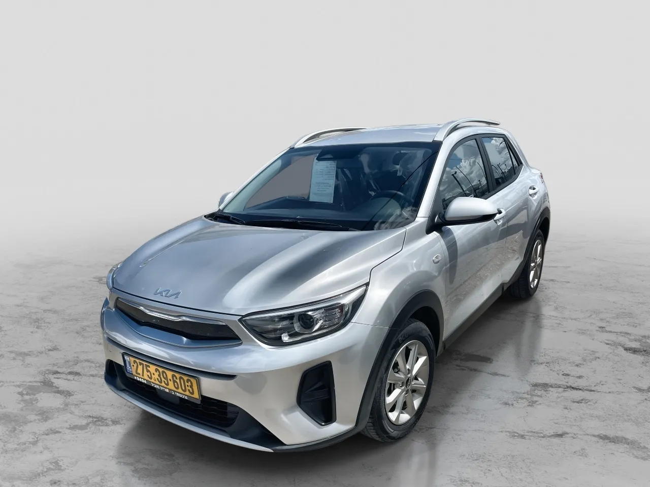 קיה סטוניק 2023