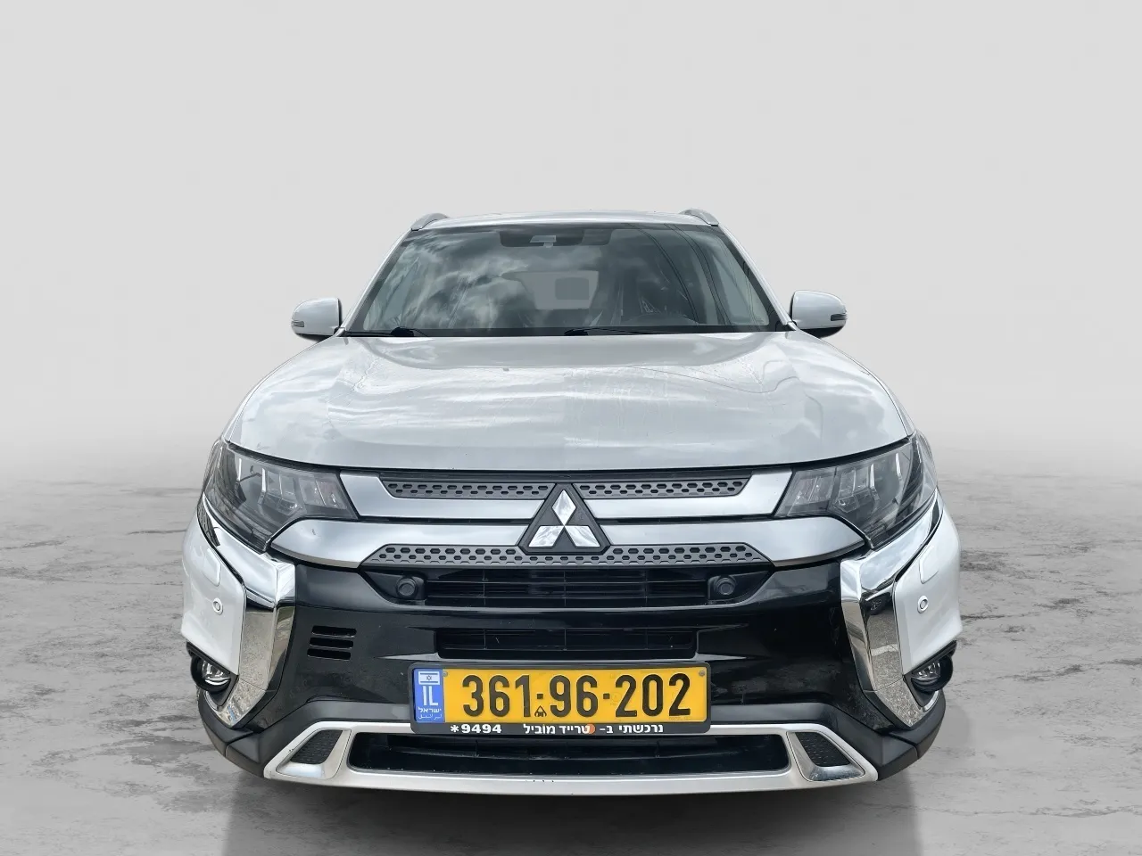 מיצובישי אאוטלנדר 2021