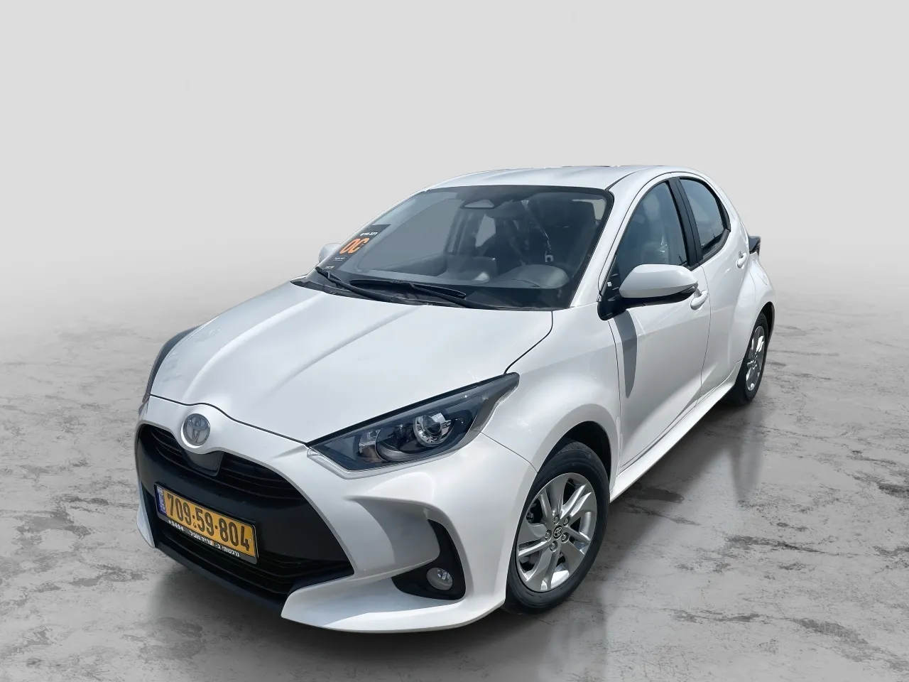 טויוטה יאריס 